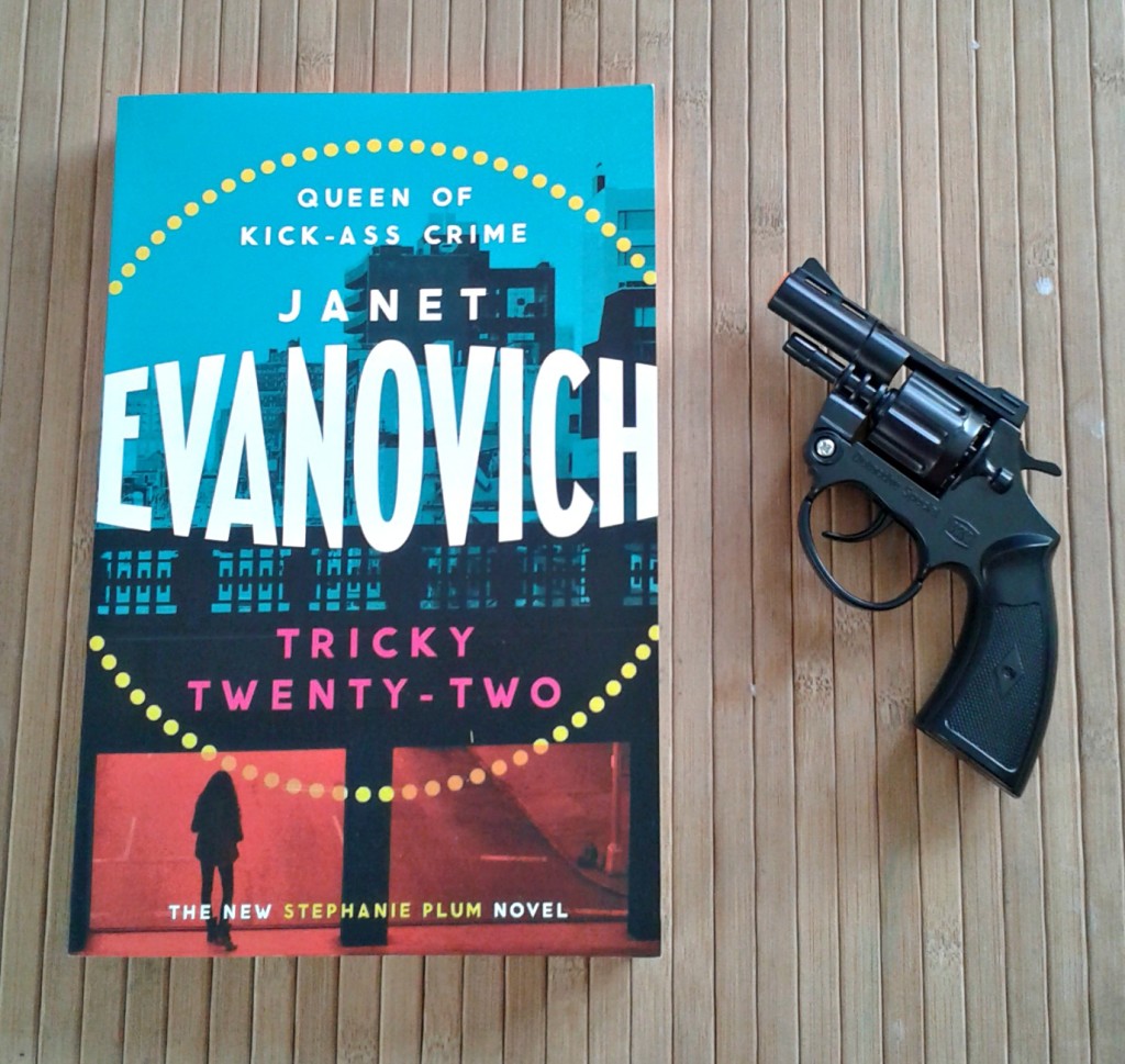 Things I Love November - Tricky Twenty-Two Janet Evanovich